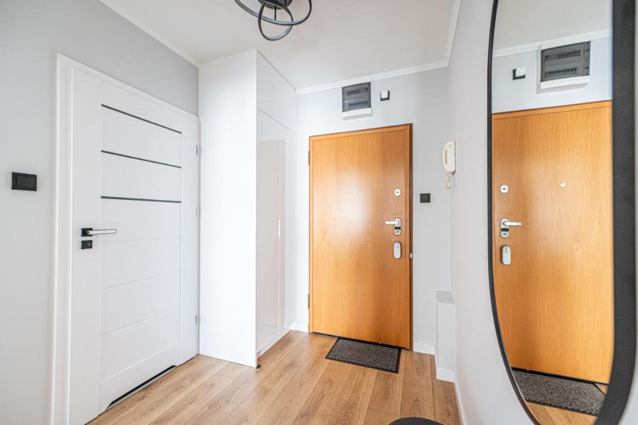Apartment 24H With Free Garage And Ac Jagielly 5 Wrocław Exteriör bild