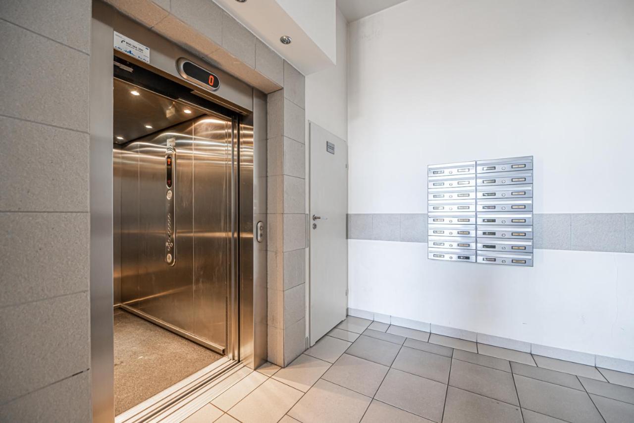 Apartment 24H With Free Garage And Ac Jagielly 5 Wrocław Exteriör bild