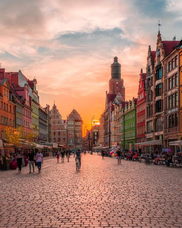 Apartment 24H With Free Garage And Ac Jagielly 5 Wrocław Exteriör bild